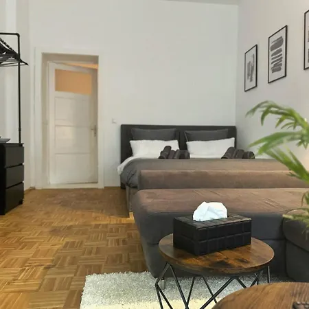 I Design In Heart Of Berlin-friedrichshain Appartement *