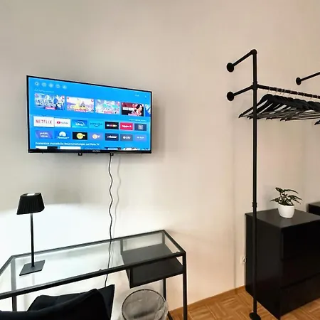 דירה I Design In Heart Of Berlin-friedrichshain ברלין
