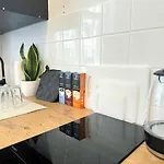 I Design In Heart Of Berlin-friedrichshain * Berlin