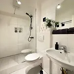 I Design In Heart Of Berlin-friedrichshain * Berlin