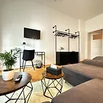 I Design In Heart Of Berlin-friedrichshain