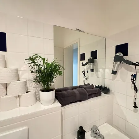 I Design In Heart Of Berlin-friedrichshain برلين