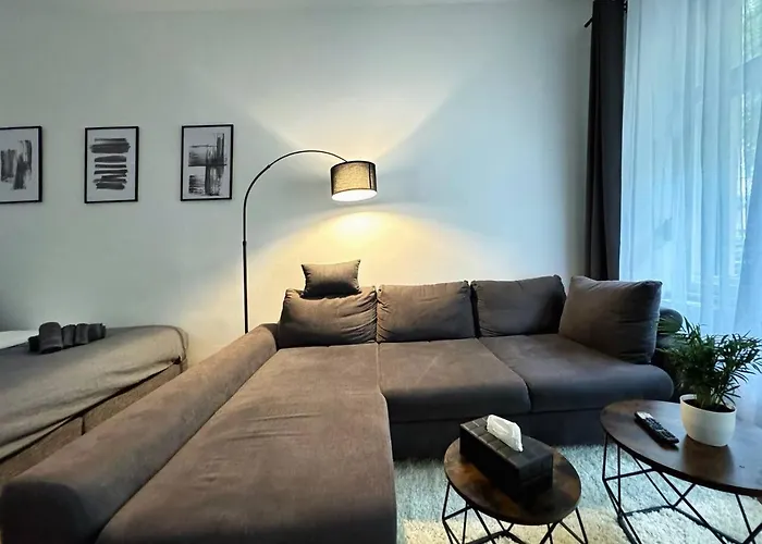 I Design In Heart Of Berlin-friedrichshain * Berlin